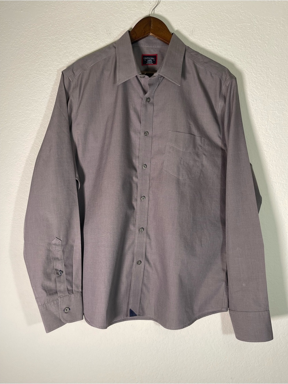 UnTuckIt Men’s Wrinkle Free Long Sleeve Button Down Shirt Size Large Metal Grey